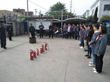 優(yōu)派克安保開(kāi)展安全月——消防演練